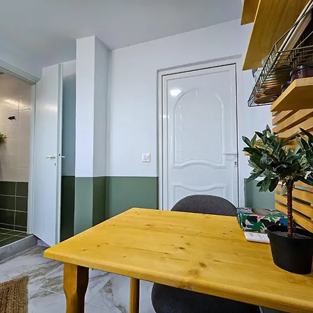 Μέντα 1 Apartment Kalamata Exterior photo