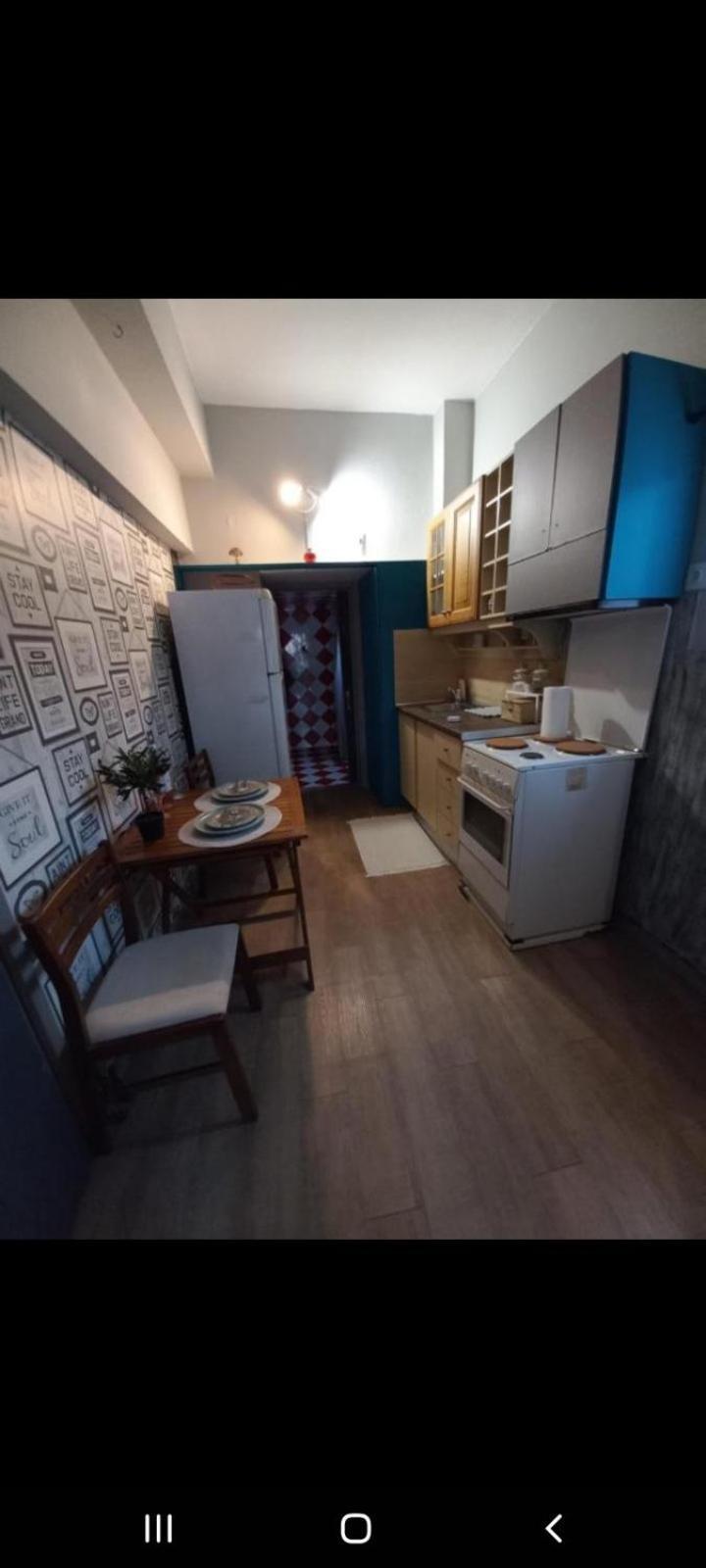 μέντα 1 Apartment Kalamata