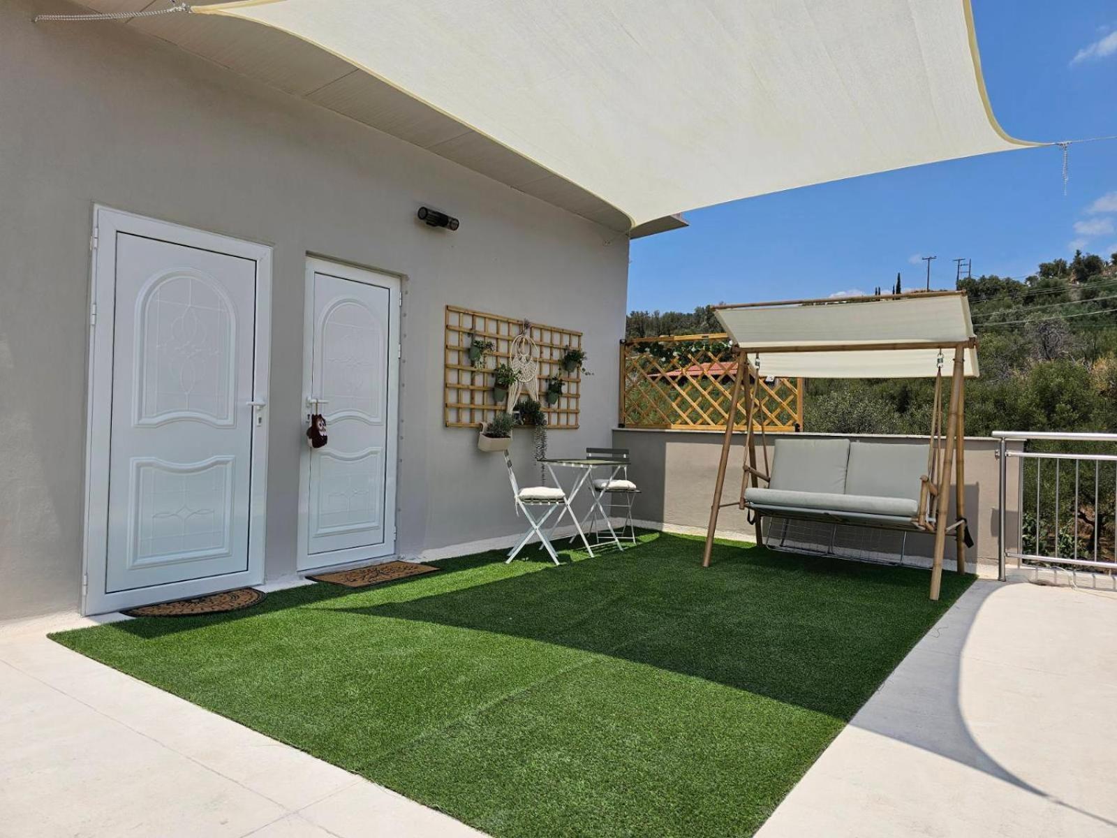 μέντα 1 Apartment Kalamata